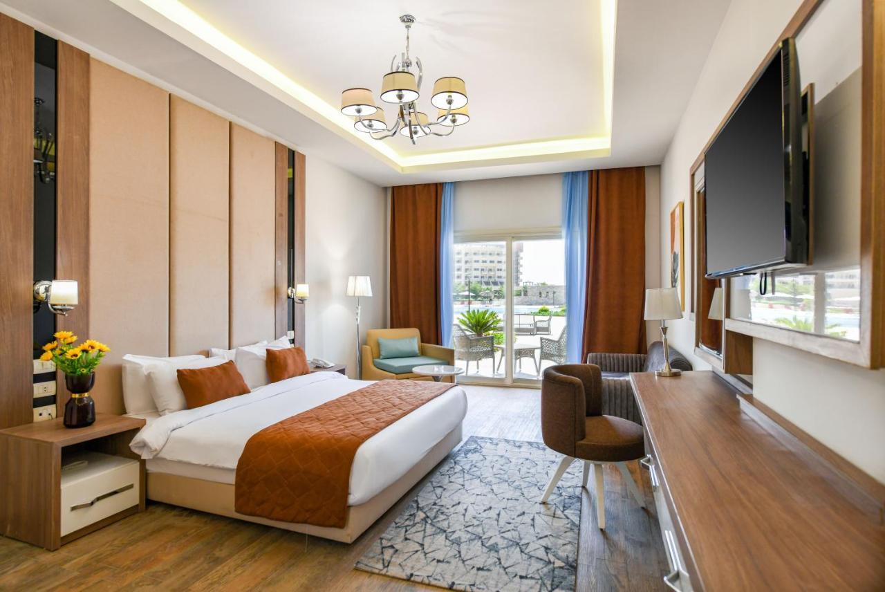 Hotel Tolip Gardens 5*
